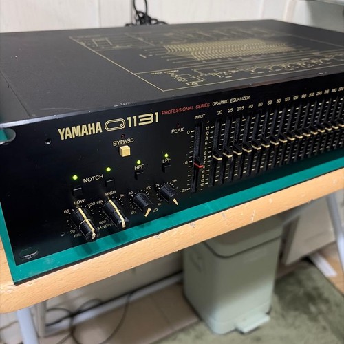 Yamaha q1131 graphic equalizer - q1131,