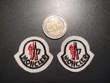2 Pezze Nuove logo Moncler Da Cucire. 2 Pieces Brand New Moncler Logo Patches
