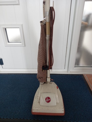 Hoover junior vacuum cleaner - hoover, cleaner.