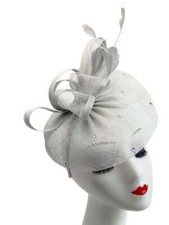 Women Elegant Sinamay Feathers