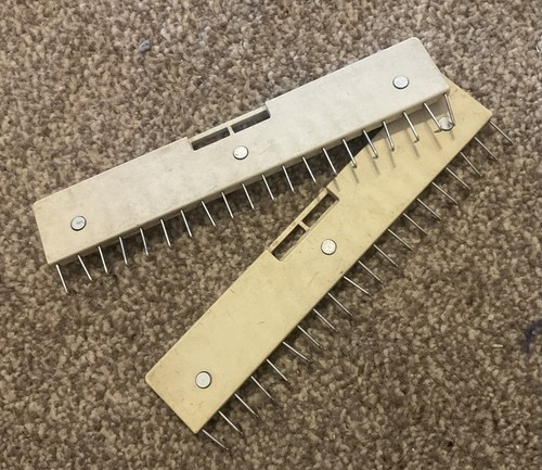 Knitting machine claw - knitting,
