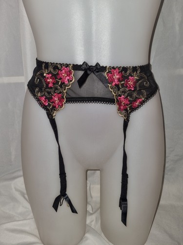 Bnwt gorgeous black floral - bnwt,