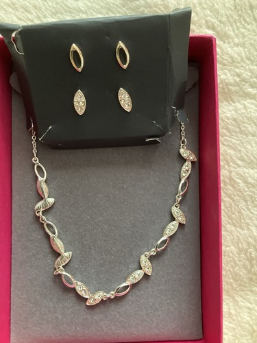 Buckingham jewellery set - buckingham,