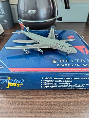Gemini jets 400 delta boeing - 1/400,