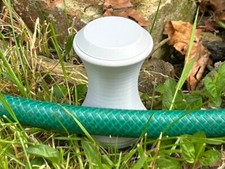 Border Plants Garden Hose Guide – Ground Stake Hose Guide for Neat Watering