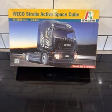 Italeri 3869 IVECO Stralis