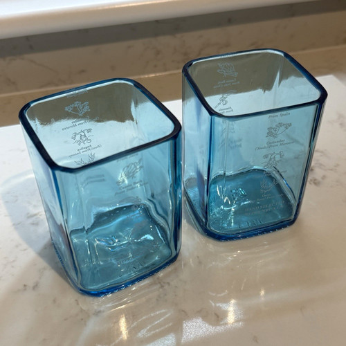 Pair bombay sapphire gin - of,