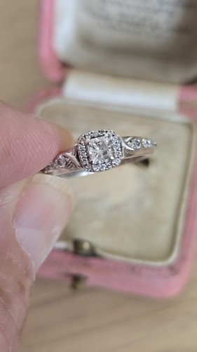 Diamond engagement ring 18ct - engagement,