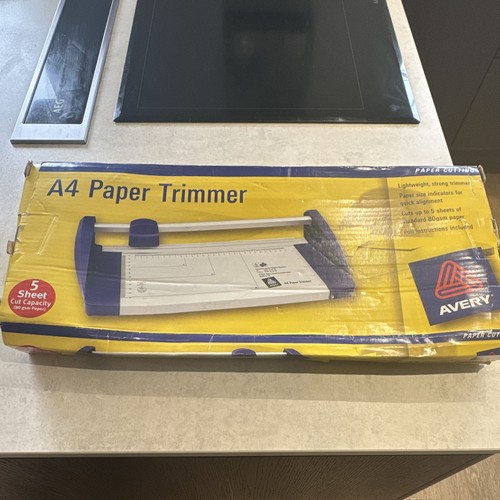 Avery paper photo trimmer - a4,