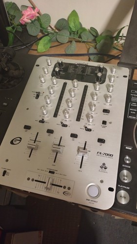 Gemini 7000 mixer - gemini, dj