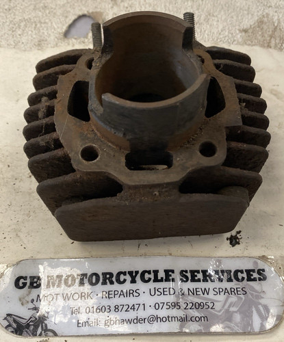 Suzuki cylinder head - head,