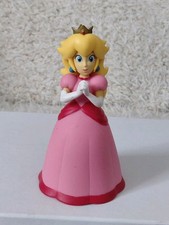 Princess Peach Super Mario