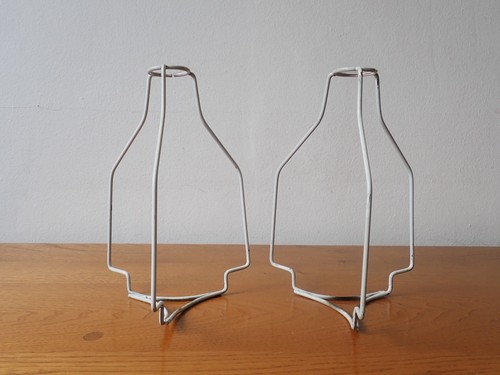 Pair metal b22 - pair, of