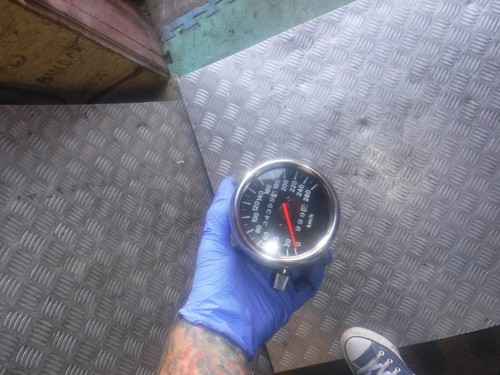 Suzuki bandit mk1 1200 speedo - suzuki,