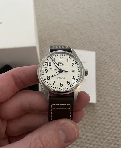 Iwc pilot watch - pilot's, white