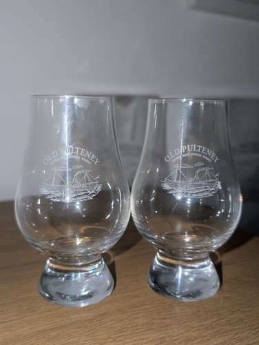 Old putney whisky glass - putney,