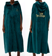 THE TRAITORS Robe Cloak Green Plush Fleece Cape 10/12 12/14 14/16 Viral Primark