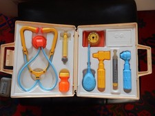 Vintage 1977 Fisher Price Medical Kit includes doctor instruments *COMPLETE*