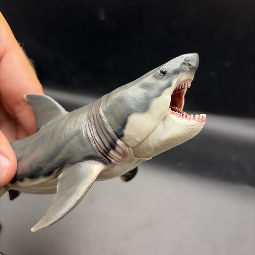Pnso megalodon model action - megalodon,