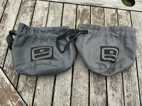 Two hardy pokey fly - two,