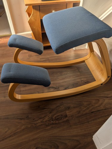 Stokke ergonomic kneeling - ergonomic,
