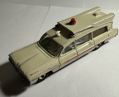 Dinky toys 263 superior - dinky,