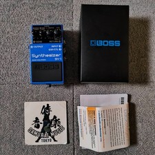 BOSS SY-1 Synthesizer Guitar