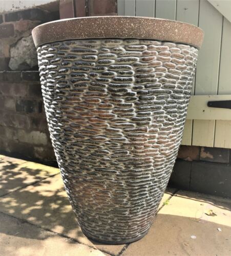 Rustic tall stone - stone, effect
