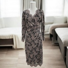 Jessica Howard Sequin Lace