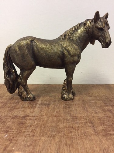 Bronzed colour clydesdale - bronzed,