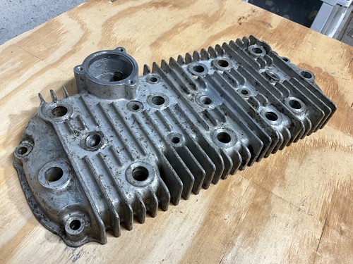 Cylinder head for - cylinder, 1972