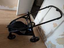 Maxi Cosi Zelia Luxe Frame 