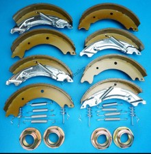 2 Axle Sets of 200x50 Brake Shoes & NUTS for KNOTT HB506 IFOR WILLIAMS Horsebox
