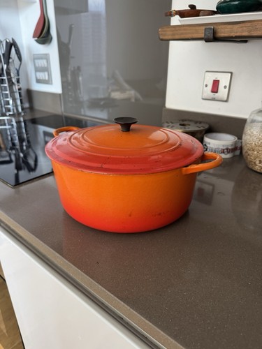Creuset cast iron round - le,