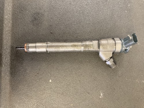 Diesel fuel injector for - fuel,