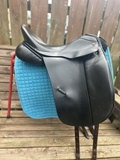 Albion SLK Dressage Saddle Medium 17.5 Inch Black 