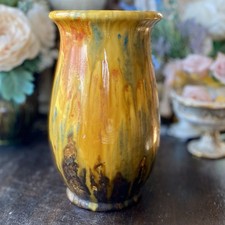 Stunning CROWN DUCAL Vase