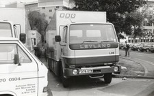 B/W PHOTO: BBC LEYLAND OUTSIDE BROADCASTING VAN - F378 OYM (5.5x3.5)