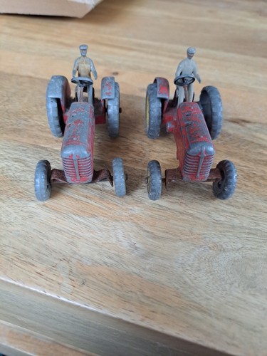 Dinky toys massey harris - x, 2