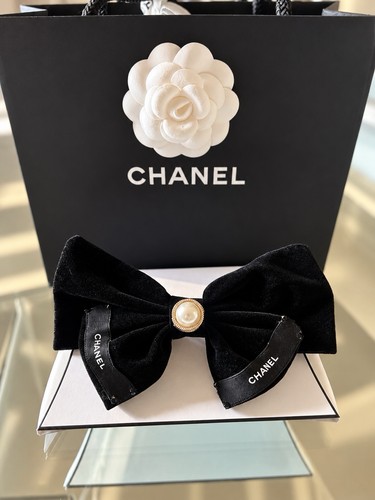 New black pearl chanel - new,