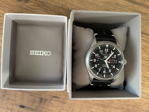 Seiko sports black men s - sports,