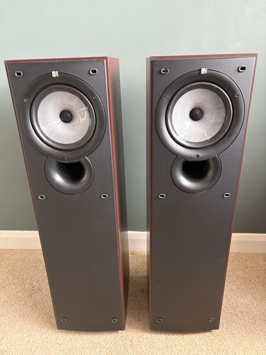 Kef q35 floorstanding speakers - q35,
