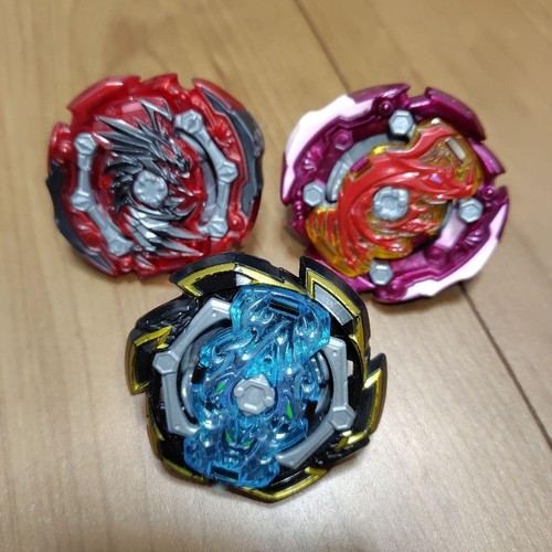 Beyblade burst lot - beyblade,