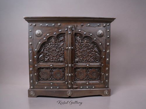 Solid wood oriental cabinet