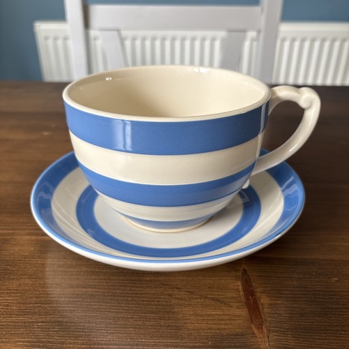 Green cornishware cup - g,