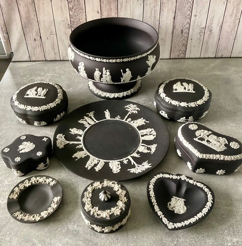 Wedgwood white black jasper - white, on