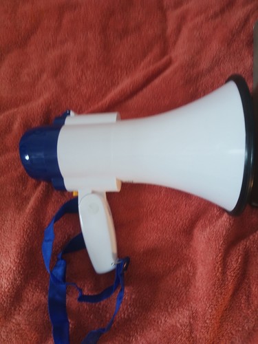 Sweex 250m range megaphone - sweex,