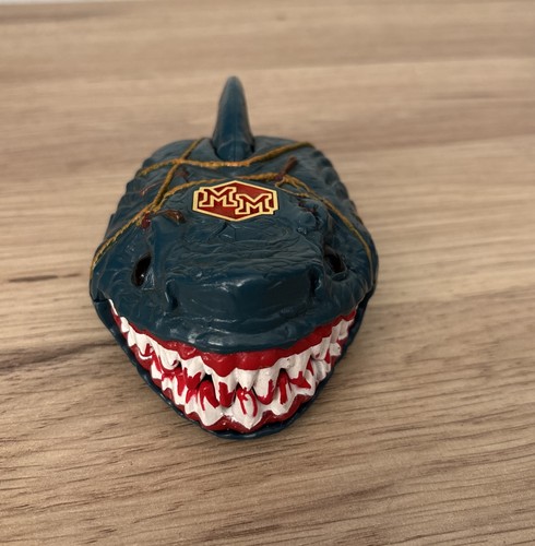 Mighty max shark jaws doom - mighty,