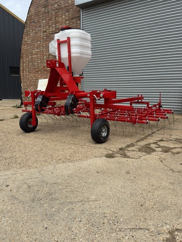 Spring tine harrow - harrow,, grass