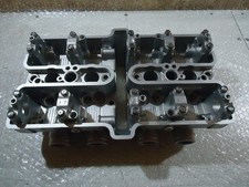 Kawasaki GPZ600R Cylinder Head